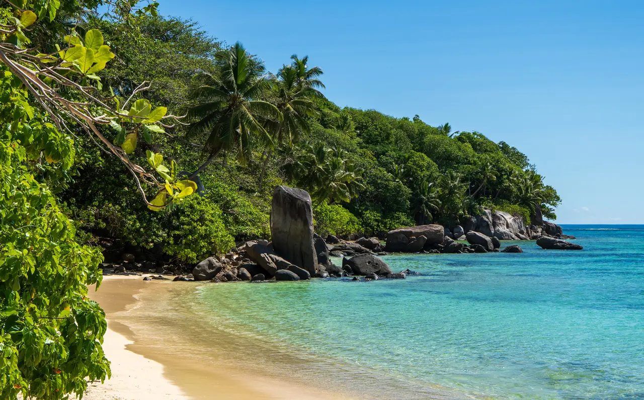 Anse Royale, una spiaggia di Mahé